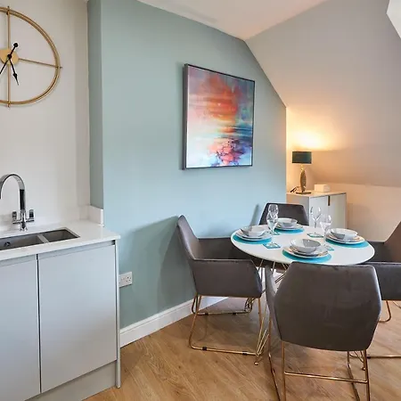 Host & - The Loft @ The Regency Apartment