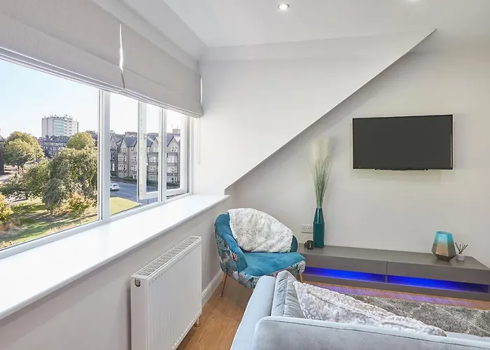 Host & - The Loft @ The Regency * 해러게이트